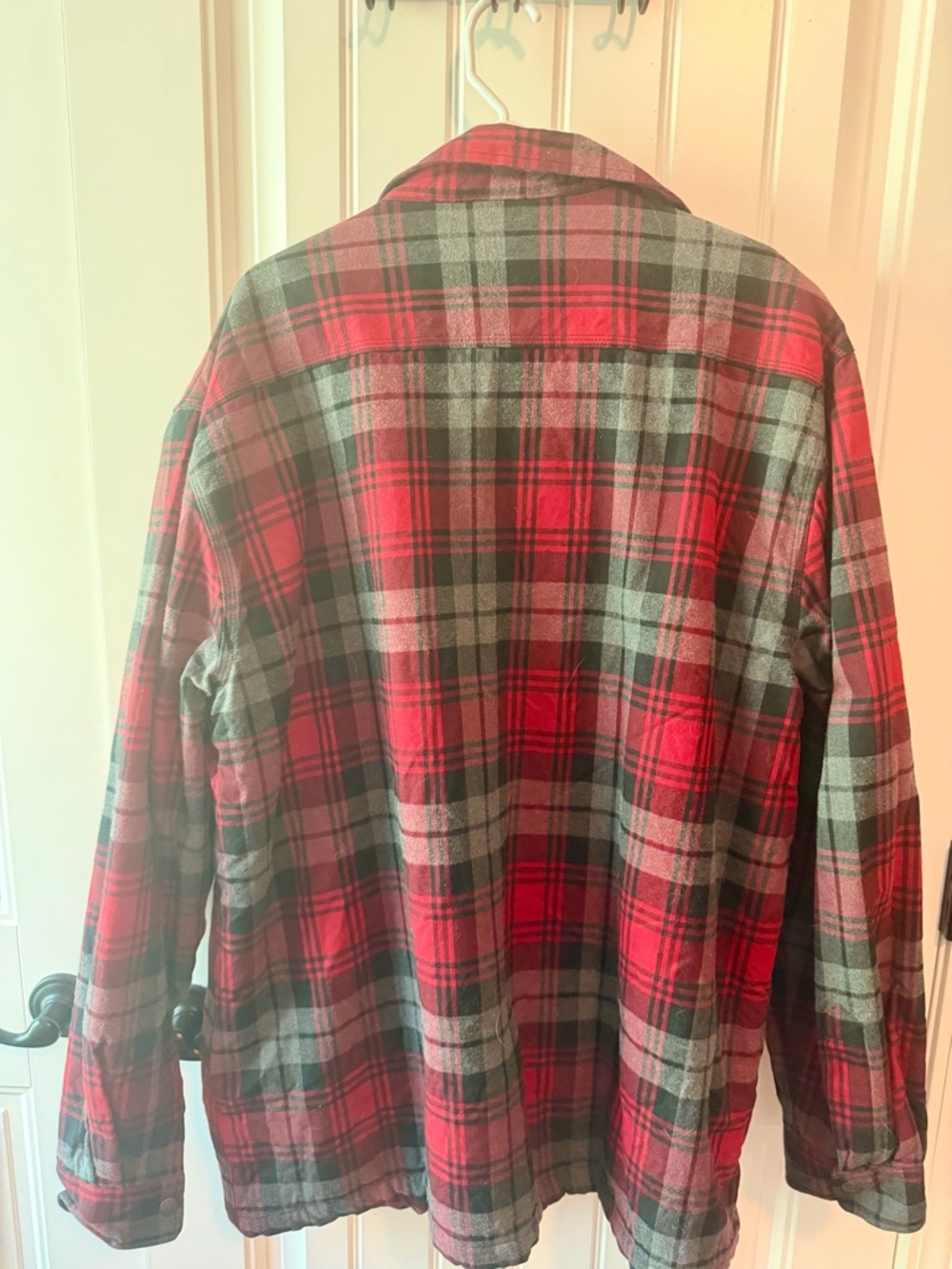 Carhartt Red & Gray Plaid Sherpa-Lined Shirt Jacket - Picture 2 of 3